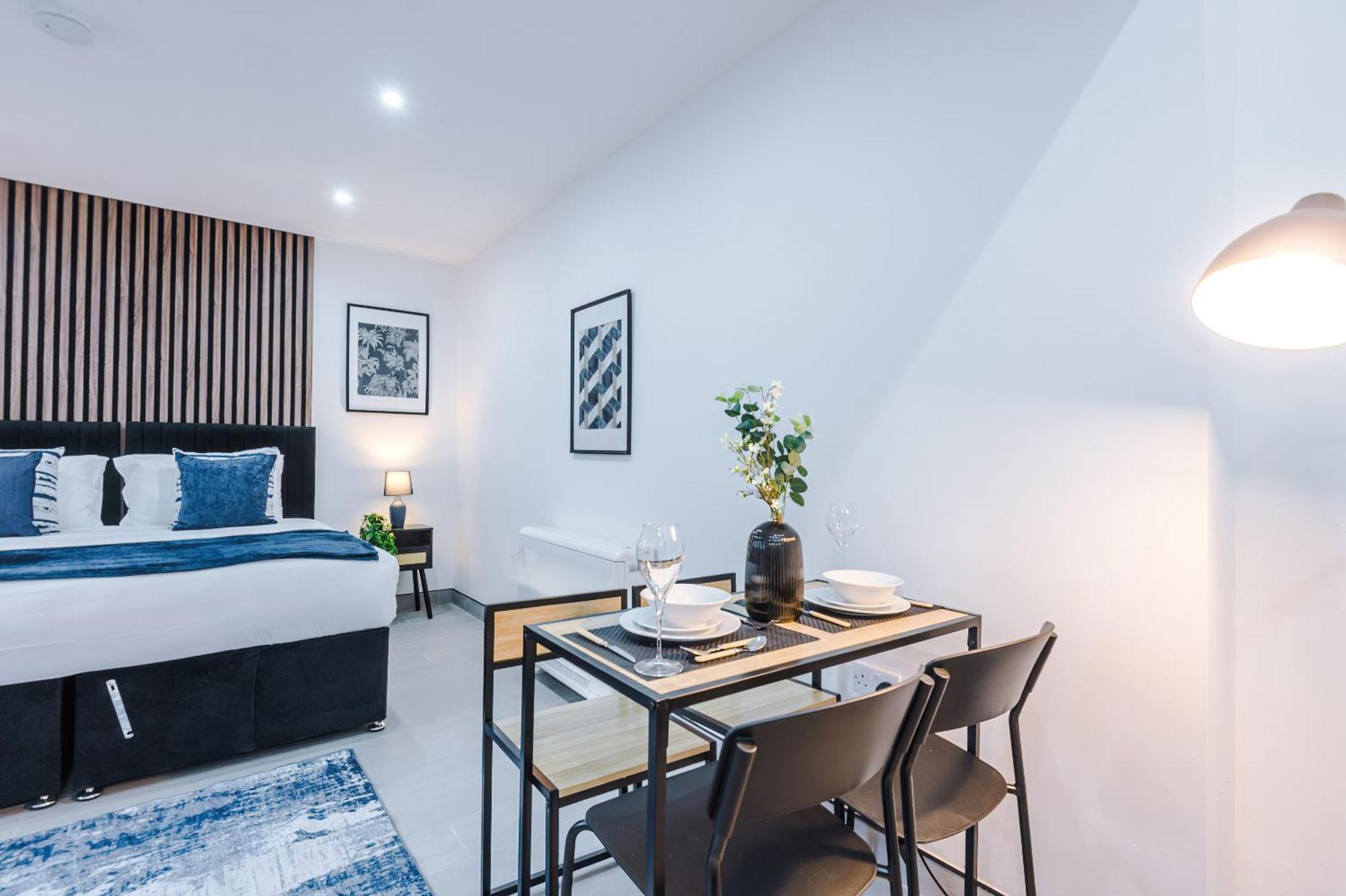 Comfort Style Brand New Selly Oaks Apartment Birmingham Bagian luar foto